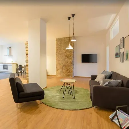 New Canal View 4beds/4baths